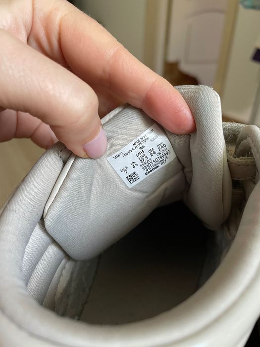 Класні перламутрові Reebook 37р.