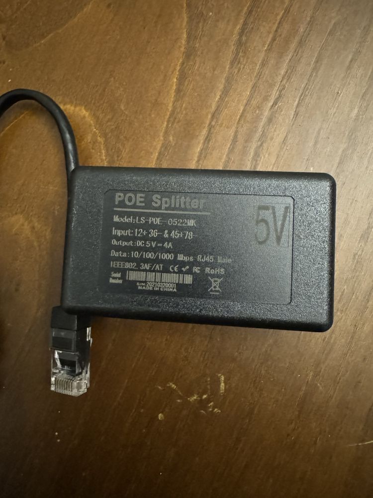 Alimentador POE SPLITTER Gigabit/ saida alimentacão 5V 4A USB C /Power