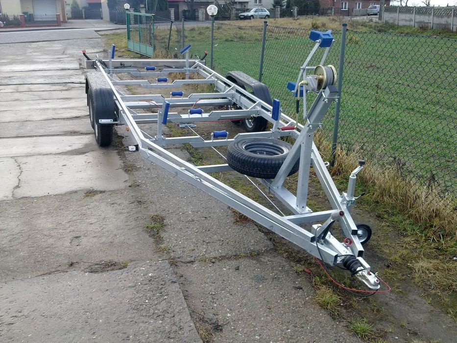 Boro PRZYCZEPA POD ŁÓDŹ! 7,30M!