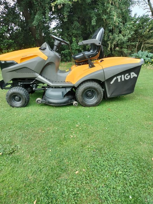 Kosiarka traktorek Stiga Estate 7102 HWSY