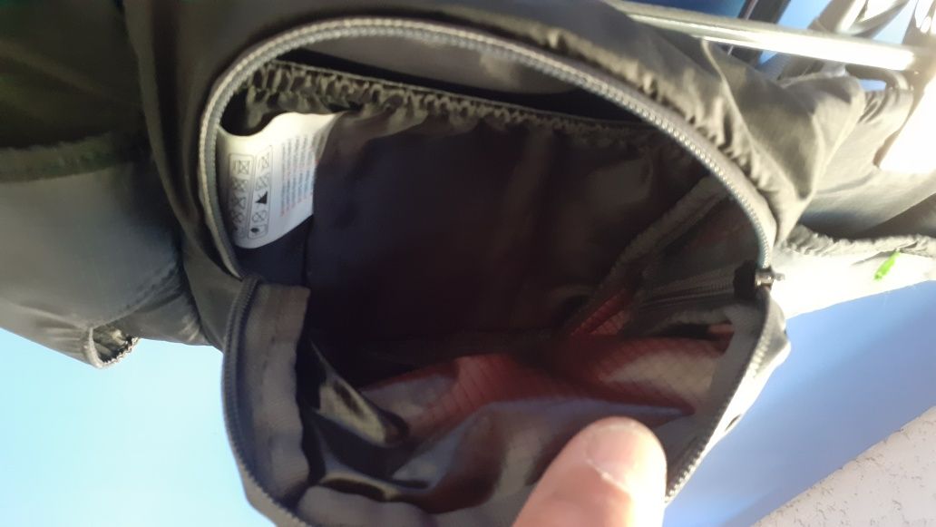 Сумка на пояс Karrimor(Великобритания).Новая.Серочерная.
