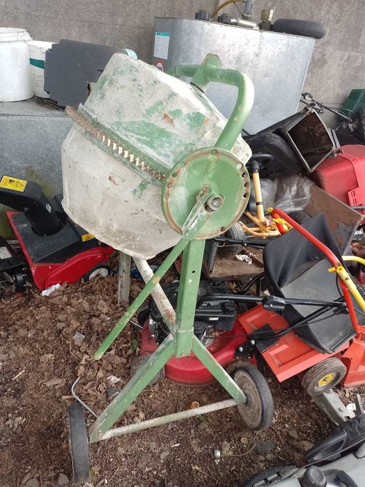 betoniarka stara dobra konstrukcja polecam stan bardzo dobry