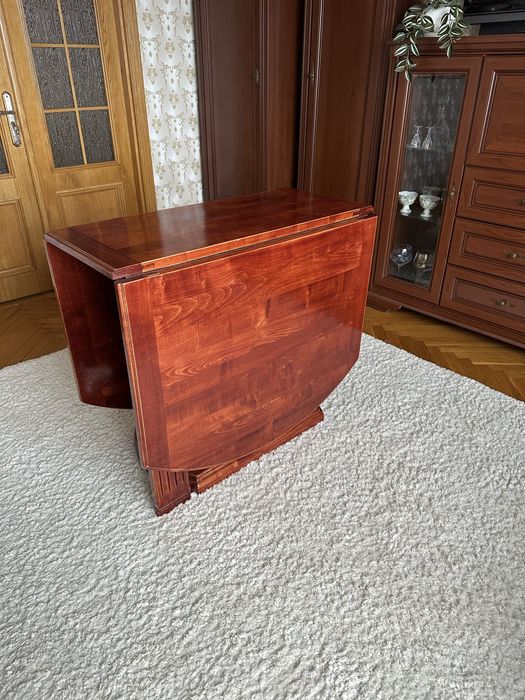 Продам стіл-книжку б/в з натуральної черешні у відмінному стані