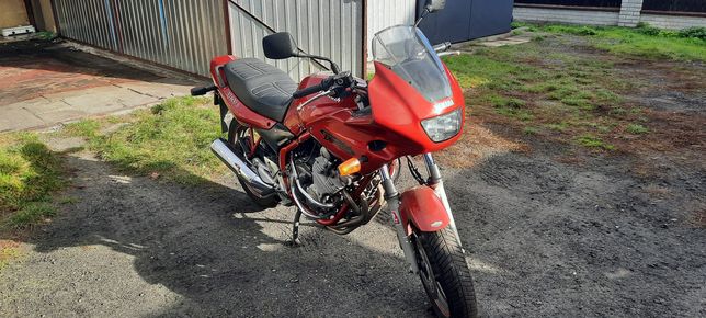 Sprzedam  lub zamienię motocykl Yamaha XJ600