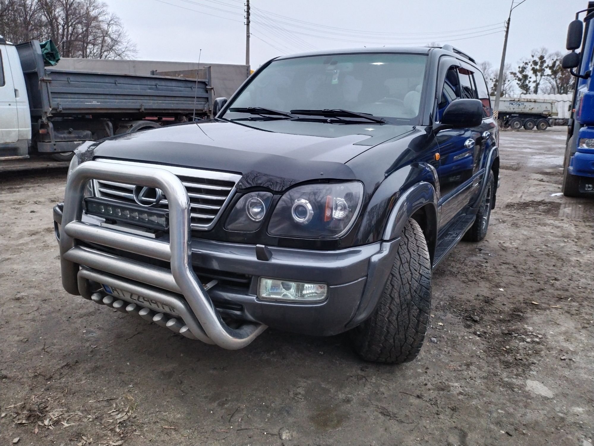 Lexus LX 470 2006 року Араб