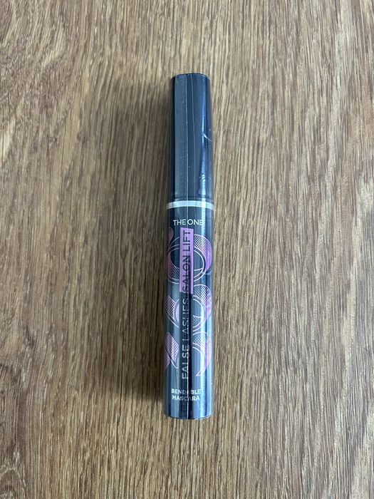 Tusz do rzęs THE ONE False Lashes Salon Lift 360° Oriflame
