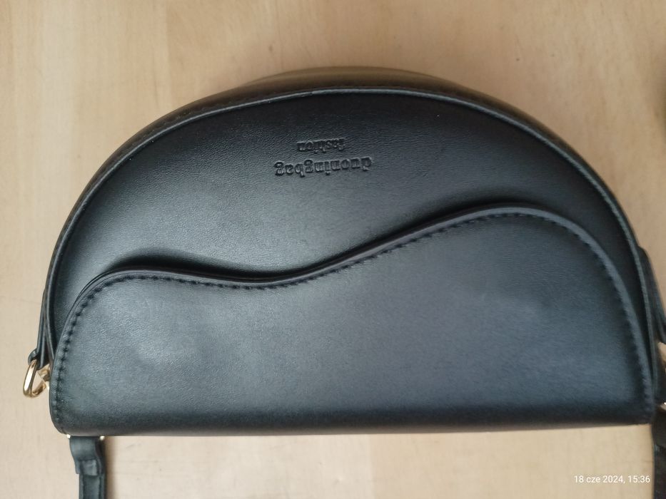 Torebka nerka damska - czarna