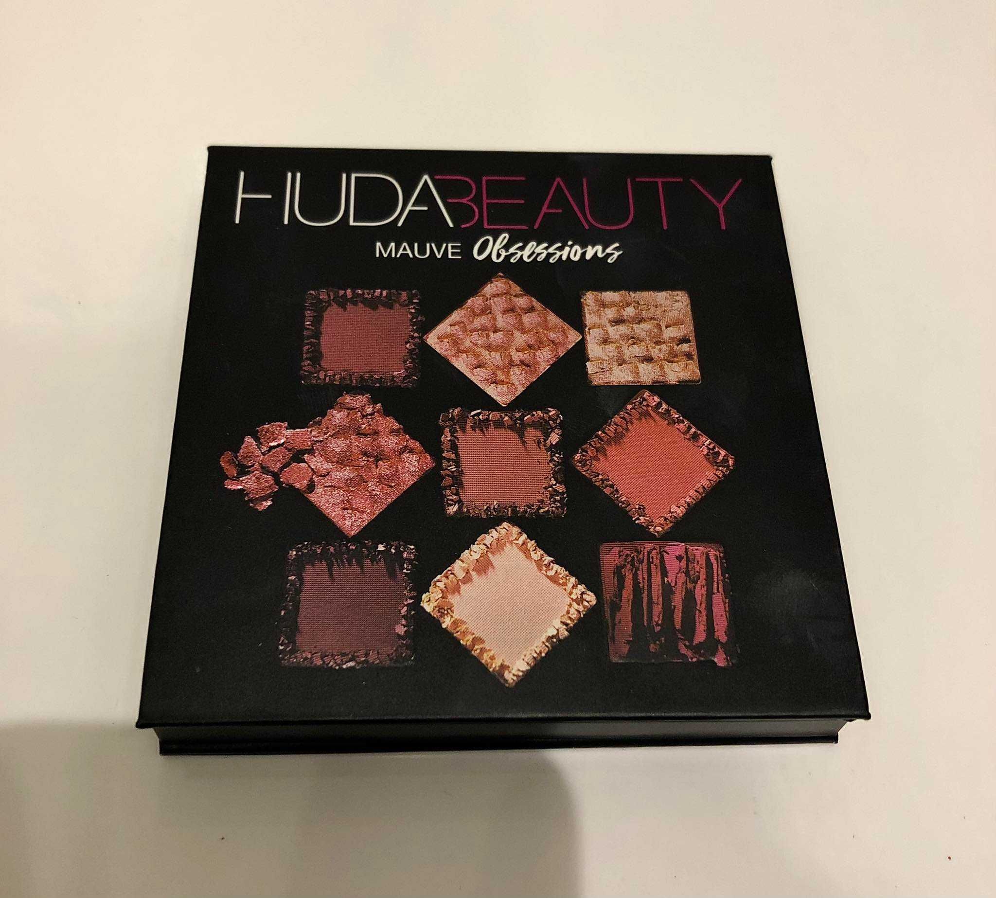 Huda Beauty Mauve Obsessions Eyeshadow Palette