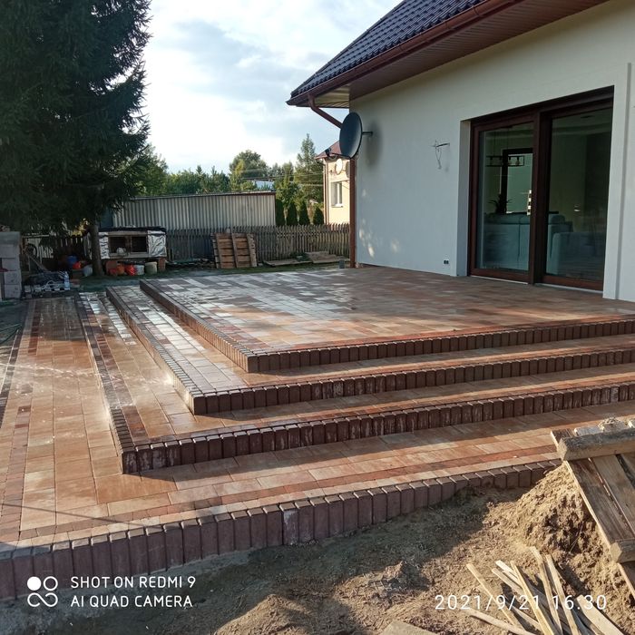 Układanie kostki brukowej,brukarstwo,minikoparka,roboty ziemne