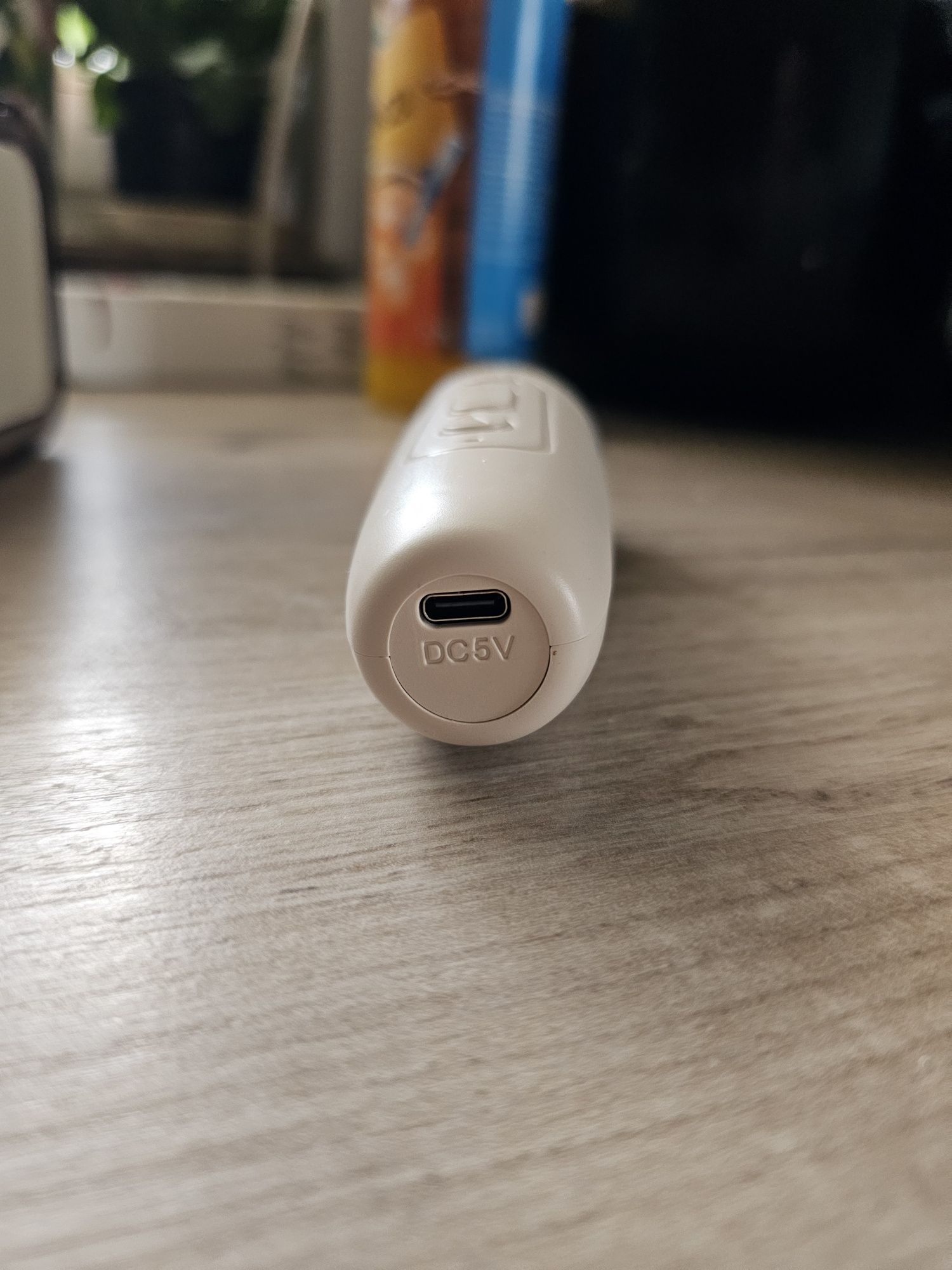 Głośnik karaoke z mikrofonem K12