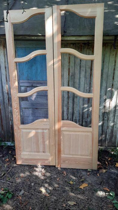 Продаються двері і вікна