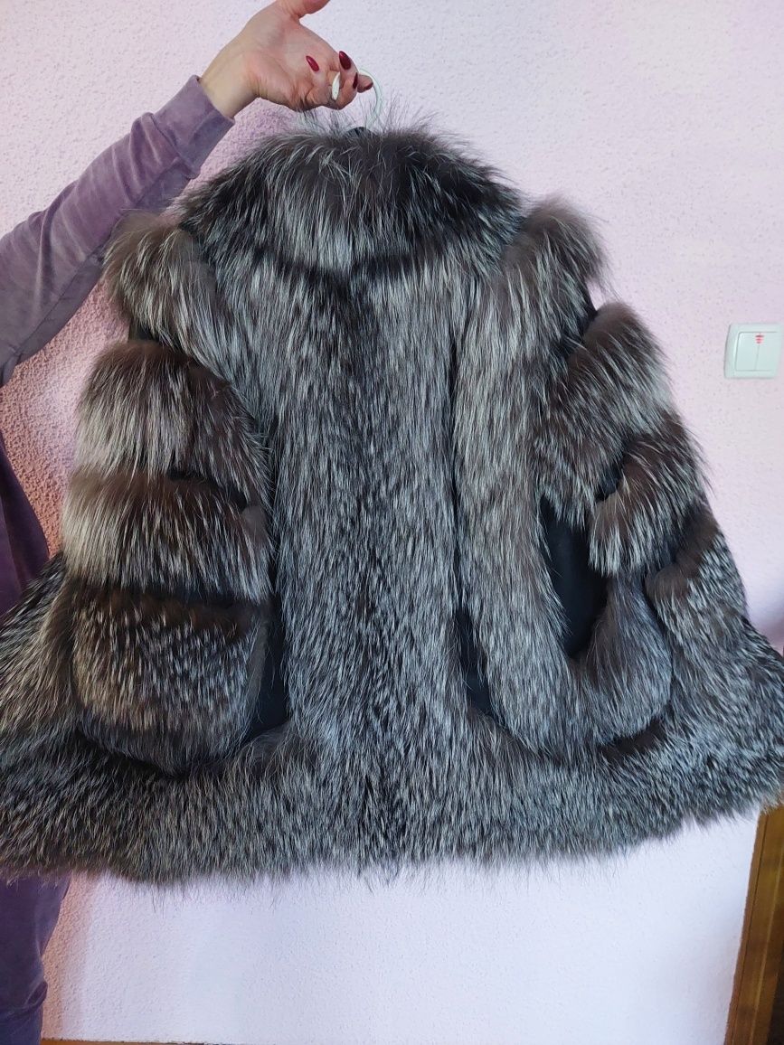 Продам шубу чорнобурку