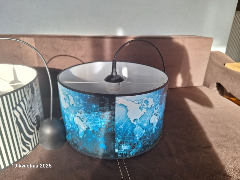 Lampy wiszące ( dwie )