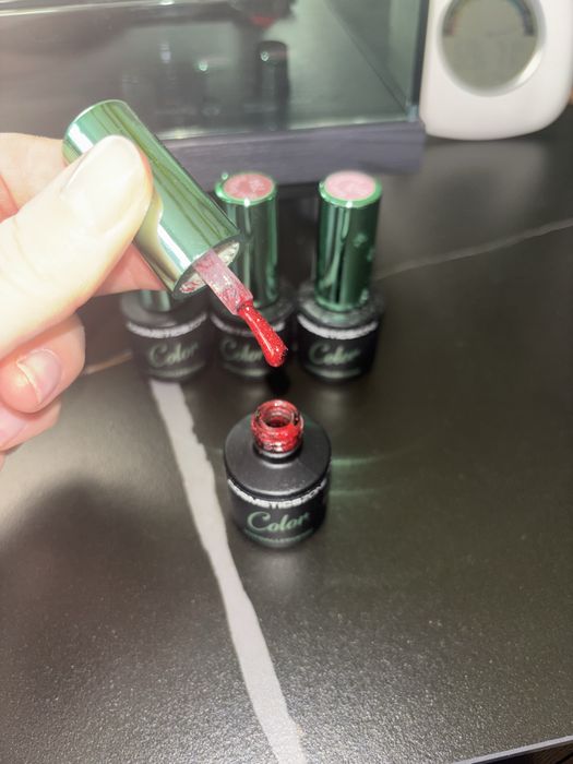 Lakiery o delikatnym skladzie Hema Free Kabos 16 sztuk