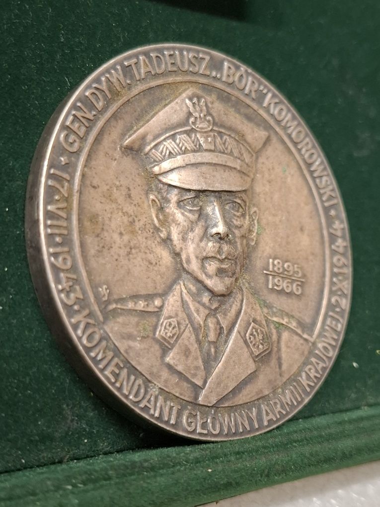 Tadeusz Bór Komorowski  medal 1989r