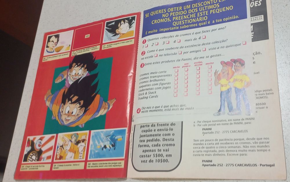 Caderneta Dragon Ball Z anos 90   Faltam apenas 19 cromos..