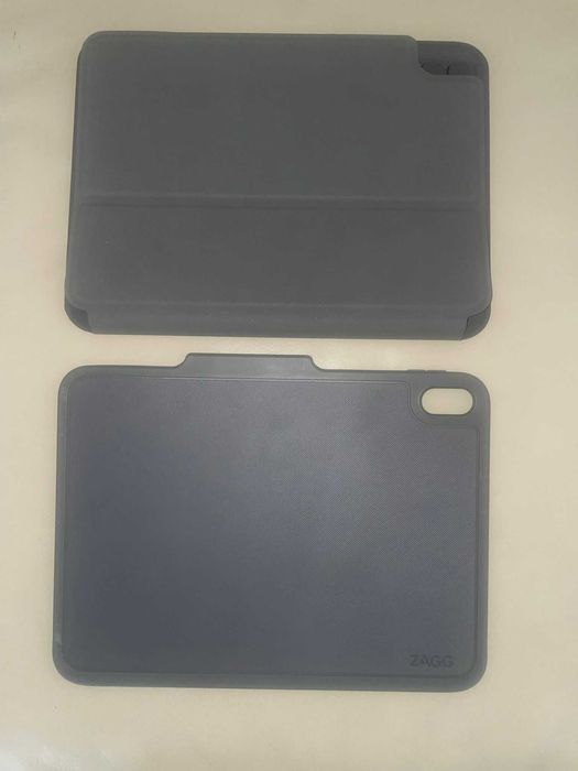 Capa com Teclado Zagg Pro Keys para iPad 11  e  10.9" - Layout PT