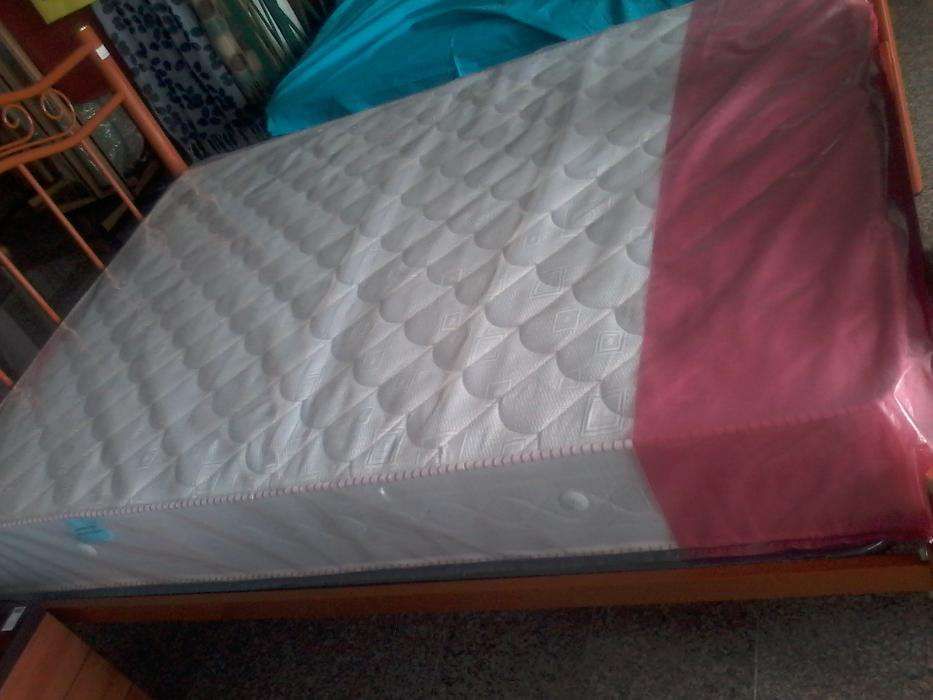 Colchão Molas novo de Casal