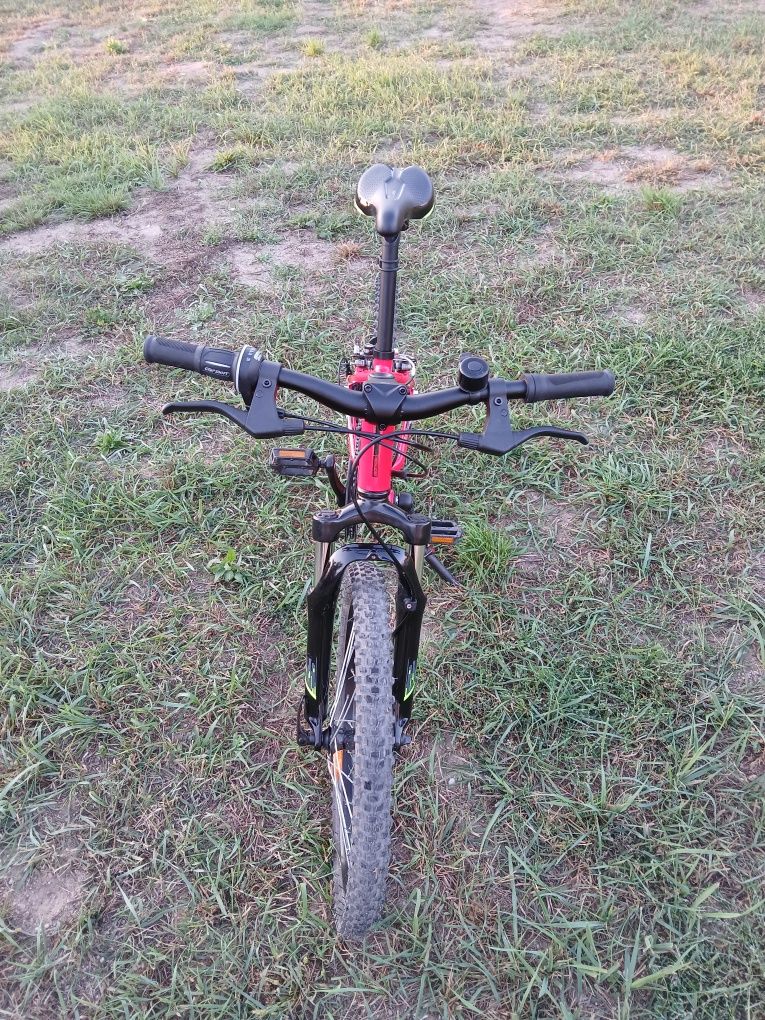 Rower MTB Rockrider  ST 900 20" - 10,5kg