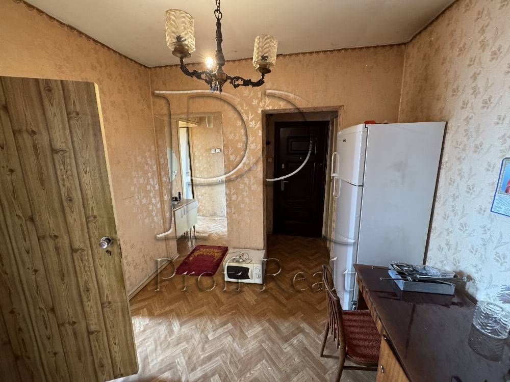 Продаж 3 кімн. квартири Приозерна, метро Оболонь, Почайна