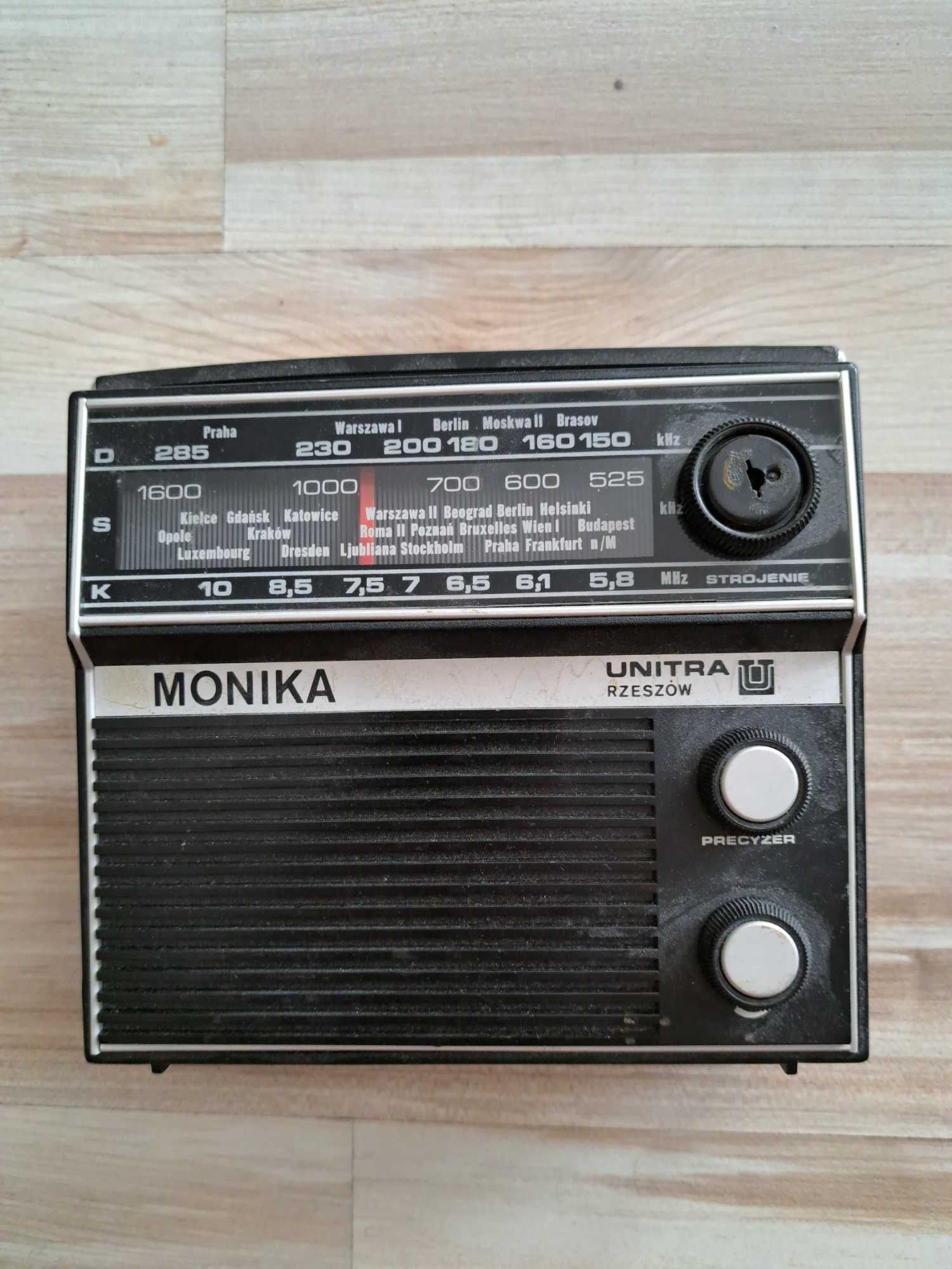 Sprzedam radio turystyczne MONIKA
