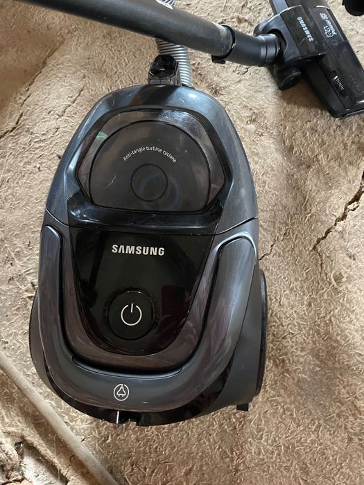 Пилосос без мішка SAMSUNG