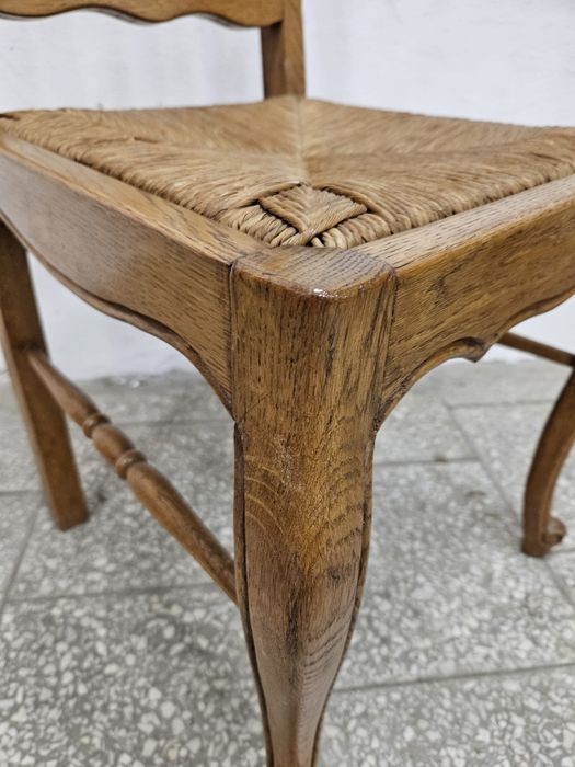 Cztery krzesła ludwikowskie Francja //