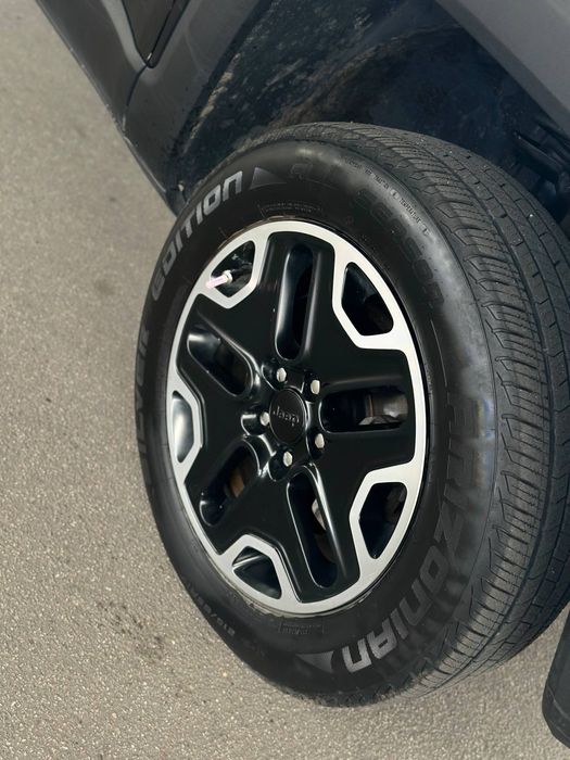 Продам Jeep Renegade