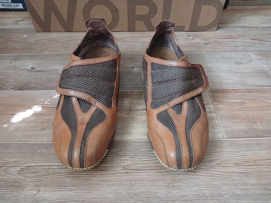 Кросівки шкіряні на літо Merrell p.44