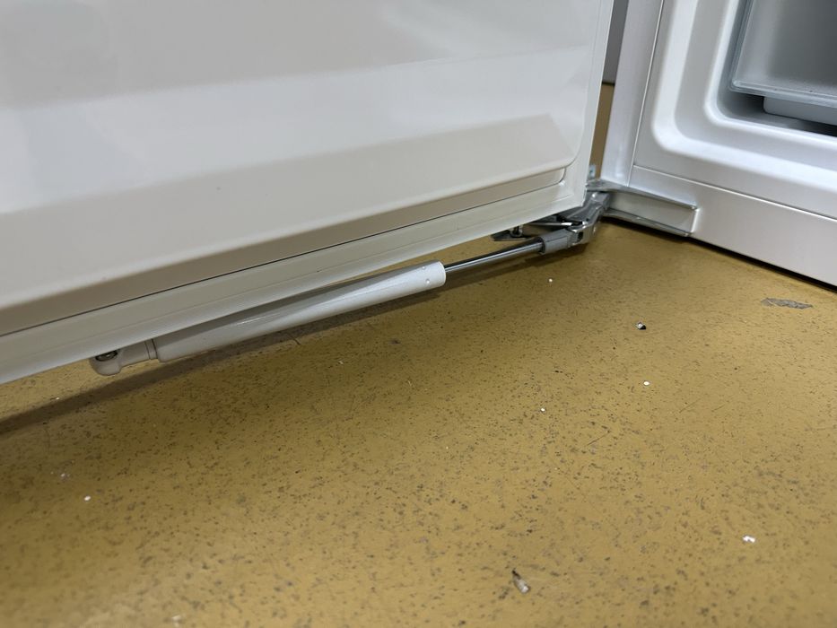 Miele FNS7040B zamrażarka do zabudowy