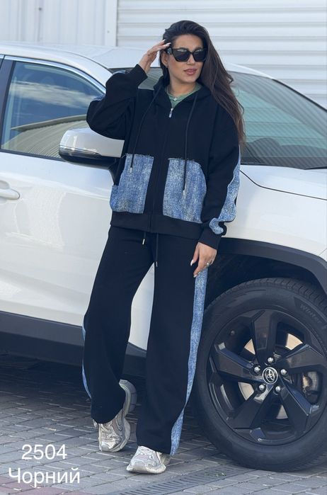 Костюм спортивний