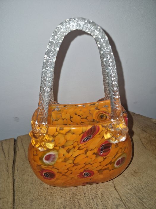 Torebka , wazonik Murano. Stan idealny.