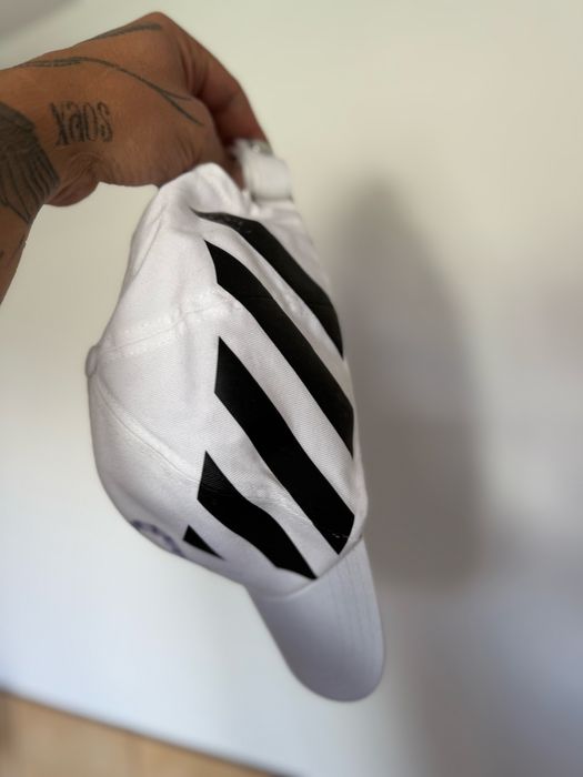 Czapka off white scorpion  virgil