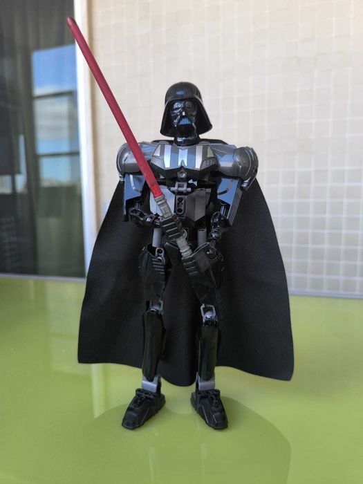 Conjunto de 5 figuras LEGO Star Wars altura entre 25 e 30cm