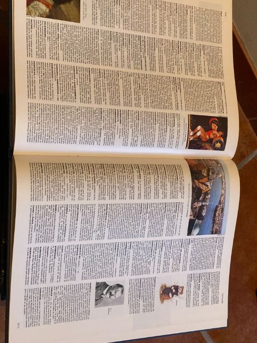 Coleção Dicionário Enciclopédico Universo