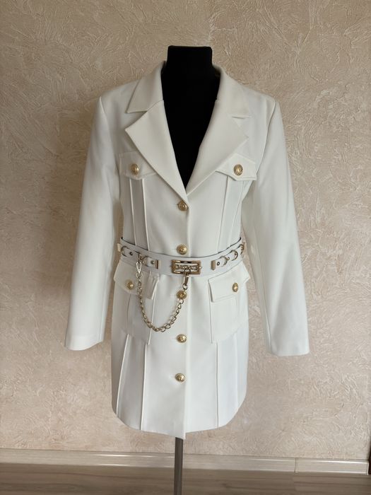 Продам плаття з ремінцем