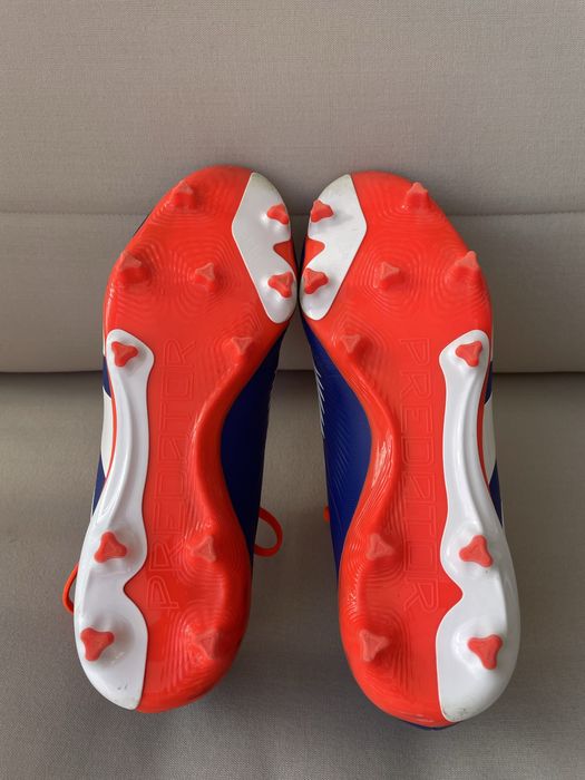 Chuteira Adidas Predator Academy