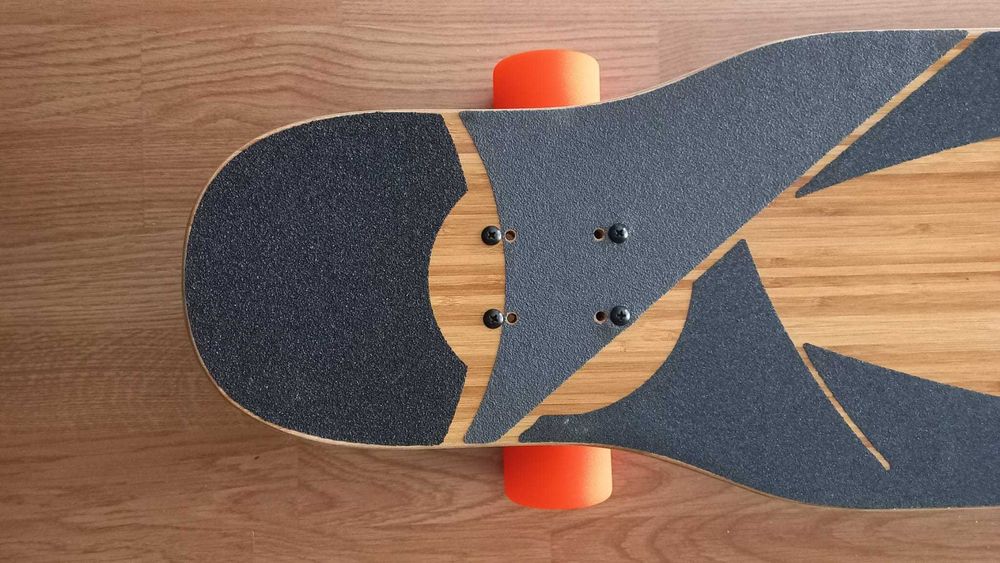 Longboard Dancing Skate LOADED Tarab II 47″ NOVO a estrear