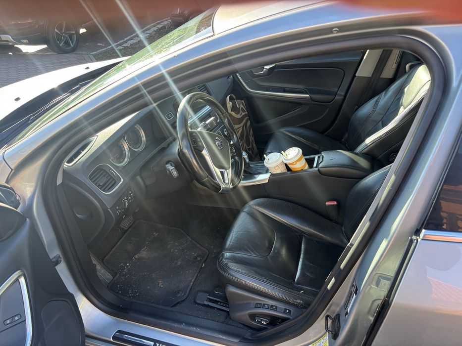 Volvo s60 T5 2.5 turbo 250KM s 60