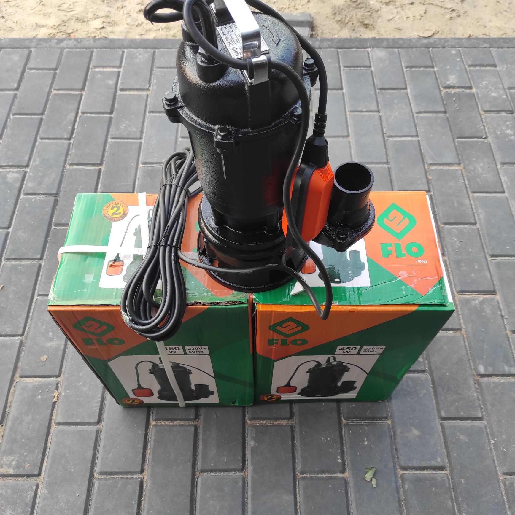 Promocja Pompa żeliwna do ścieków YATO/FLO 79880