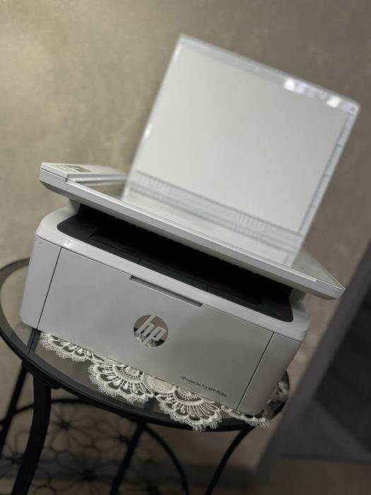 Продам МФУ HP m28w