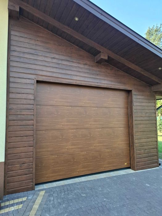 Automatyczna brama garażowa od producenta Jarmex.