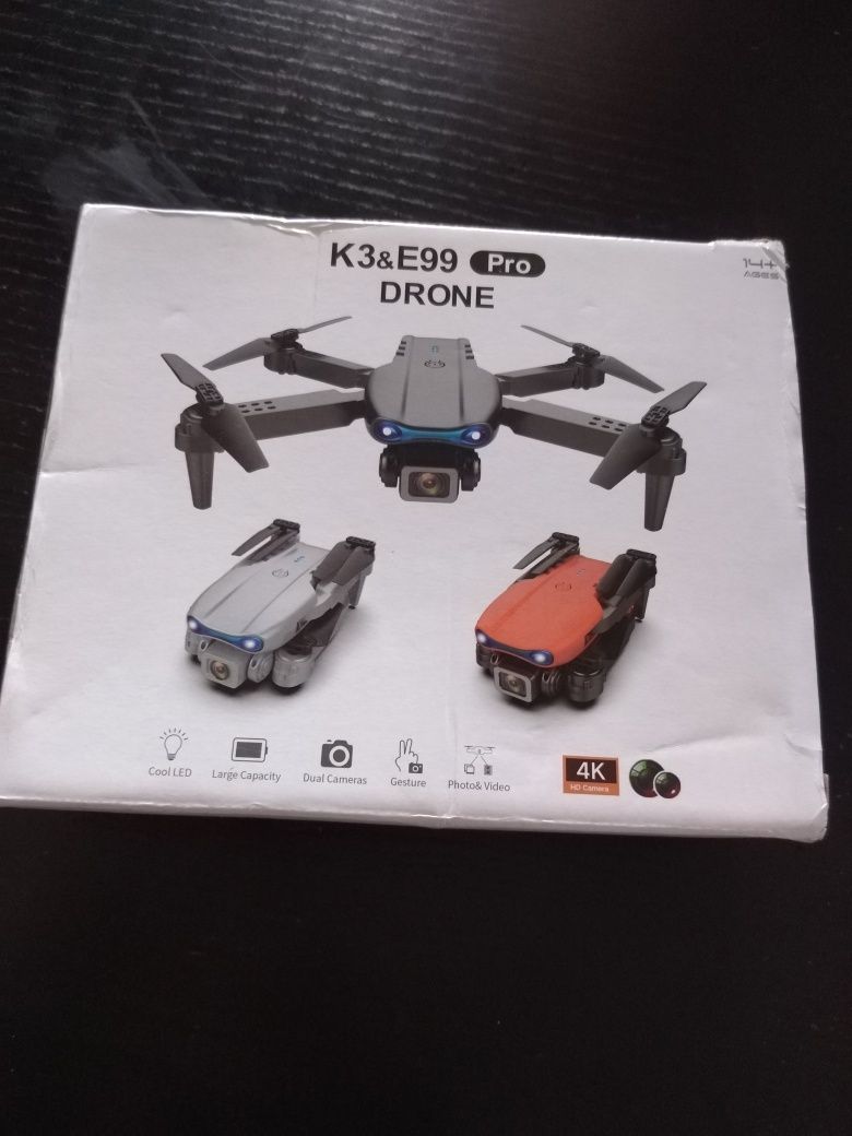 Promoção€€ DRONE E99 PRO novo