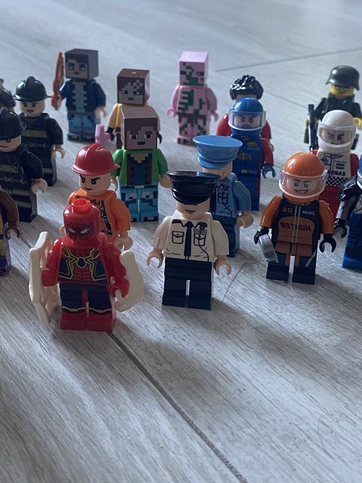 Figurki z ruznych seri mega zestaw okazja ninjago spider man wojsko
