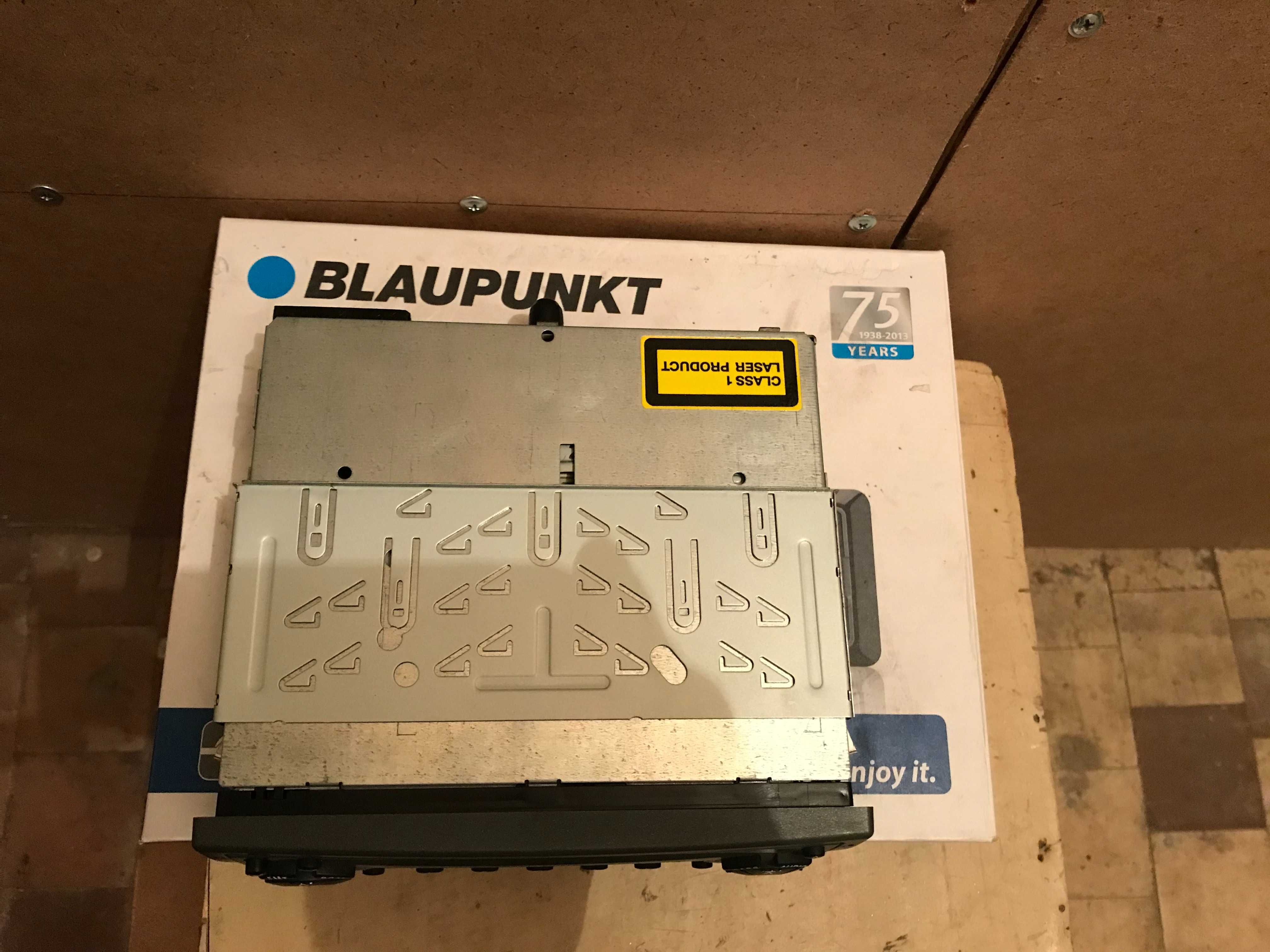 Магнітофон в Машину BLAUPUNKT ESSEN  CD31