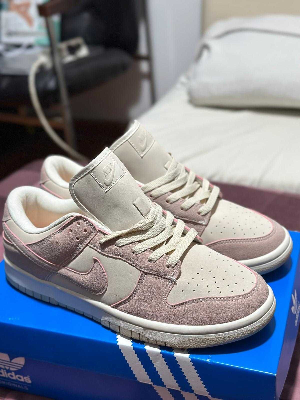 Tênis Nike Dunk Low