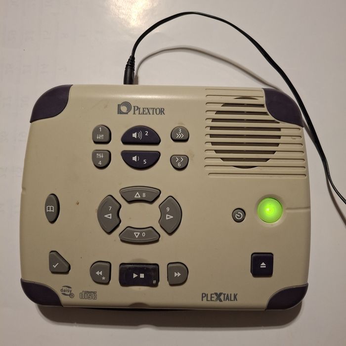 3 odtwarzacze dla osob niewidomych