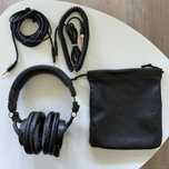 Słuchawki AUDIO-TECHNICA ATH-M50X stan dobry (pady do wymiany)