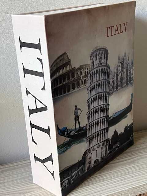 Książka metalowa skrytka sejf ITALY krzywa wieża w PIZIE duża