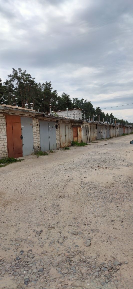 Сдам кирпичный 2эт гараж с высоким въездом Ул. Полесская Бориспольская